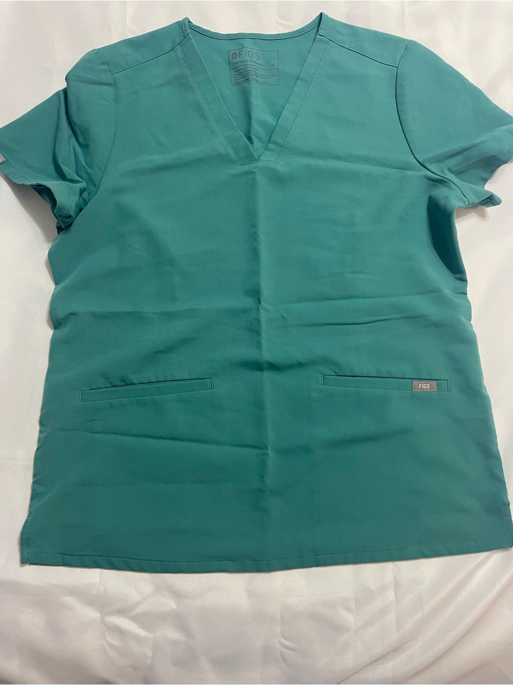 FIGS Marine Casma Three-Pocket Scrub Top – Cactus – Women’s M